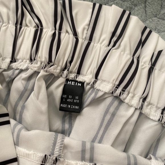 Paperbag Pants - Picture 2 of 7